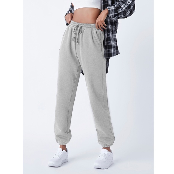 Gray Fleece Joggers Drawstring and Pockets - Picture 2 of 8